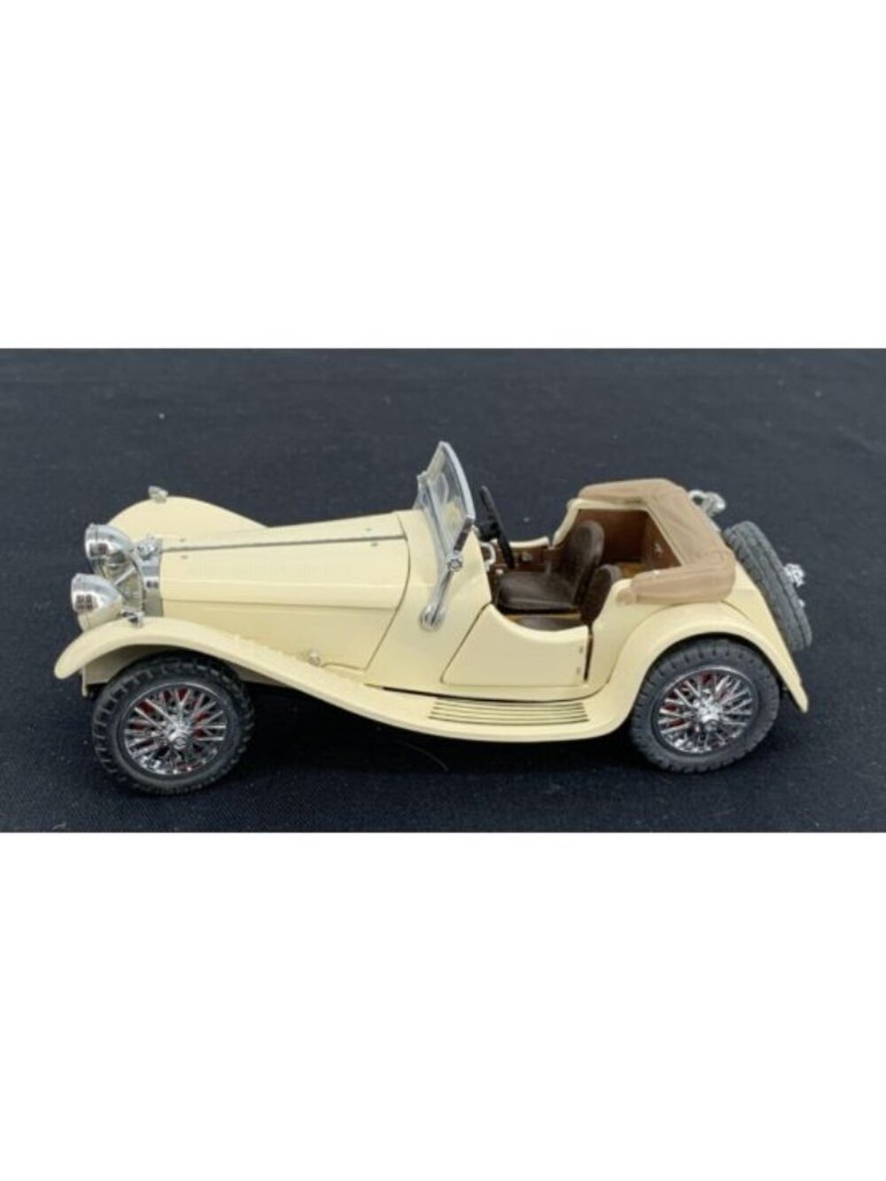 Franklin Mint 1938 Jaguar SS100 Roadster Cream Diecast Original Packaging COA
